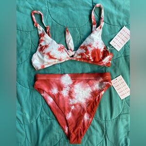 NWT Dippin daisys tie die high waisted bikini